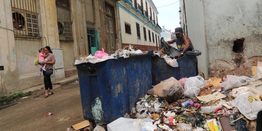 MÁS POR CUBA